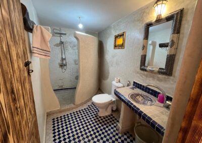Bathroom supplied with the triple room photographs